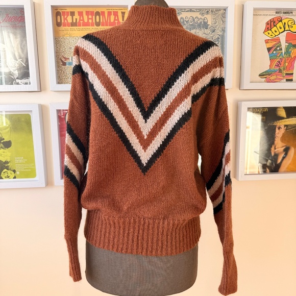 Retro Look Cozy Rust Chevron Knit Mohair Sweater - Picture 2 of 11